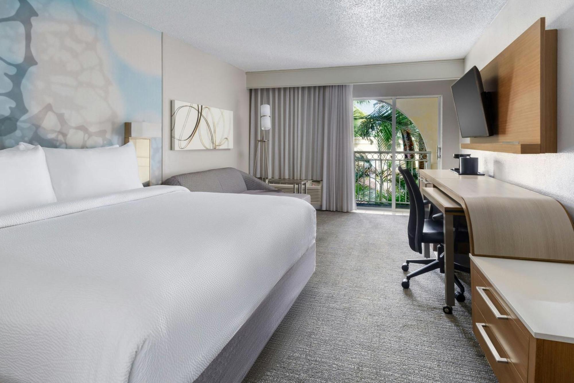 Courtyard By Marriott Fort Lauderdale North/Cypress Creek Екстер'єр фото