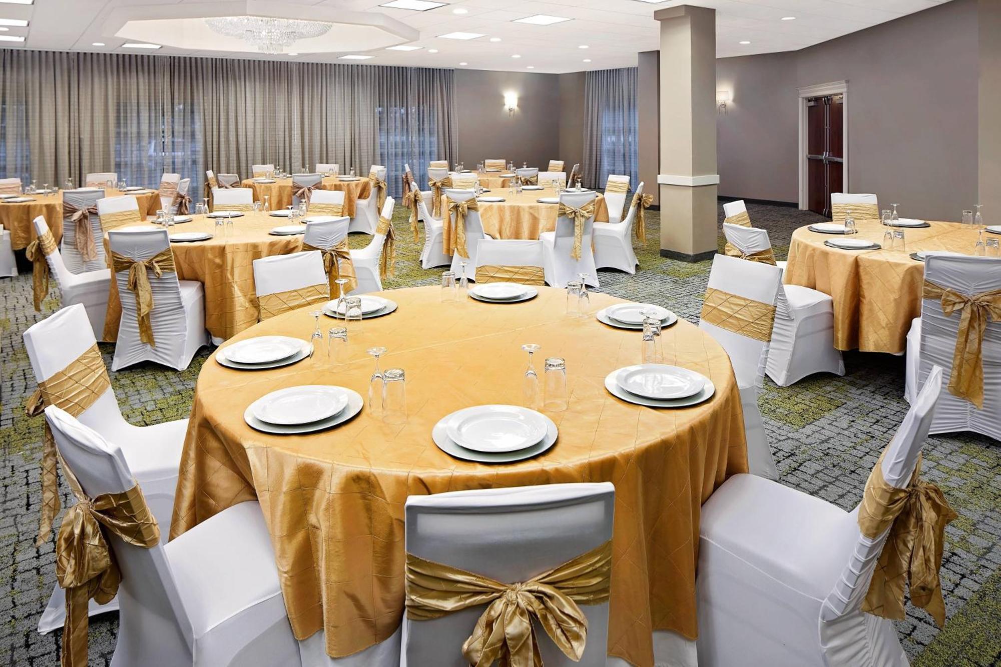 Courtyard By Marriott Fort Lauderdale North/Cypress Creek Екстер'єр фото