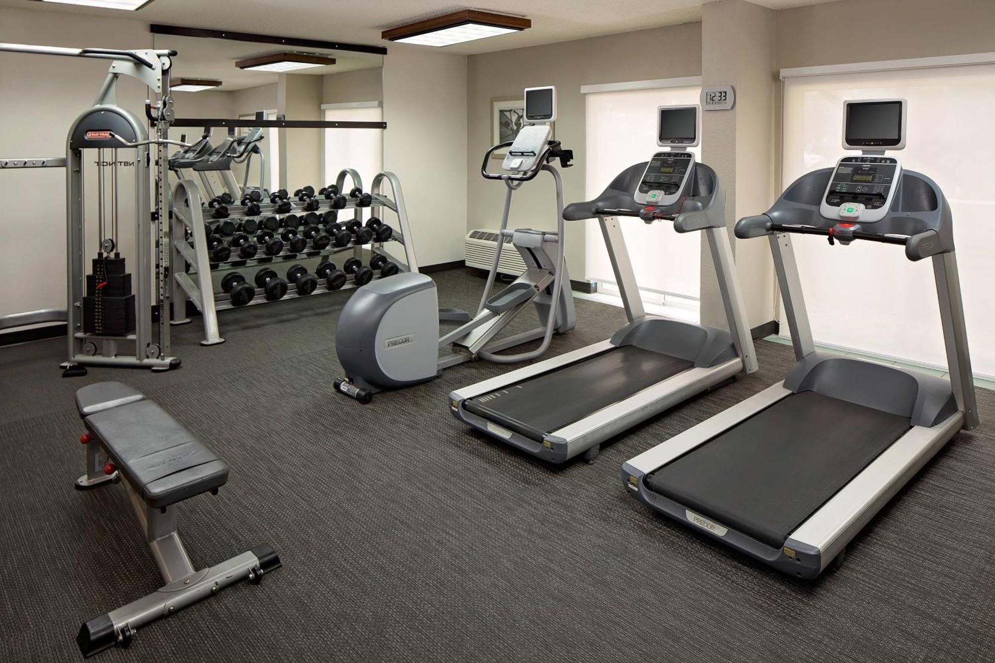 Courtyard By Marriott Fort Lauderdale North/Cypress Creek Екстер'єр фото