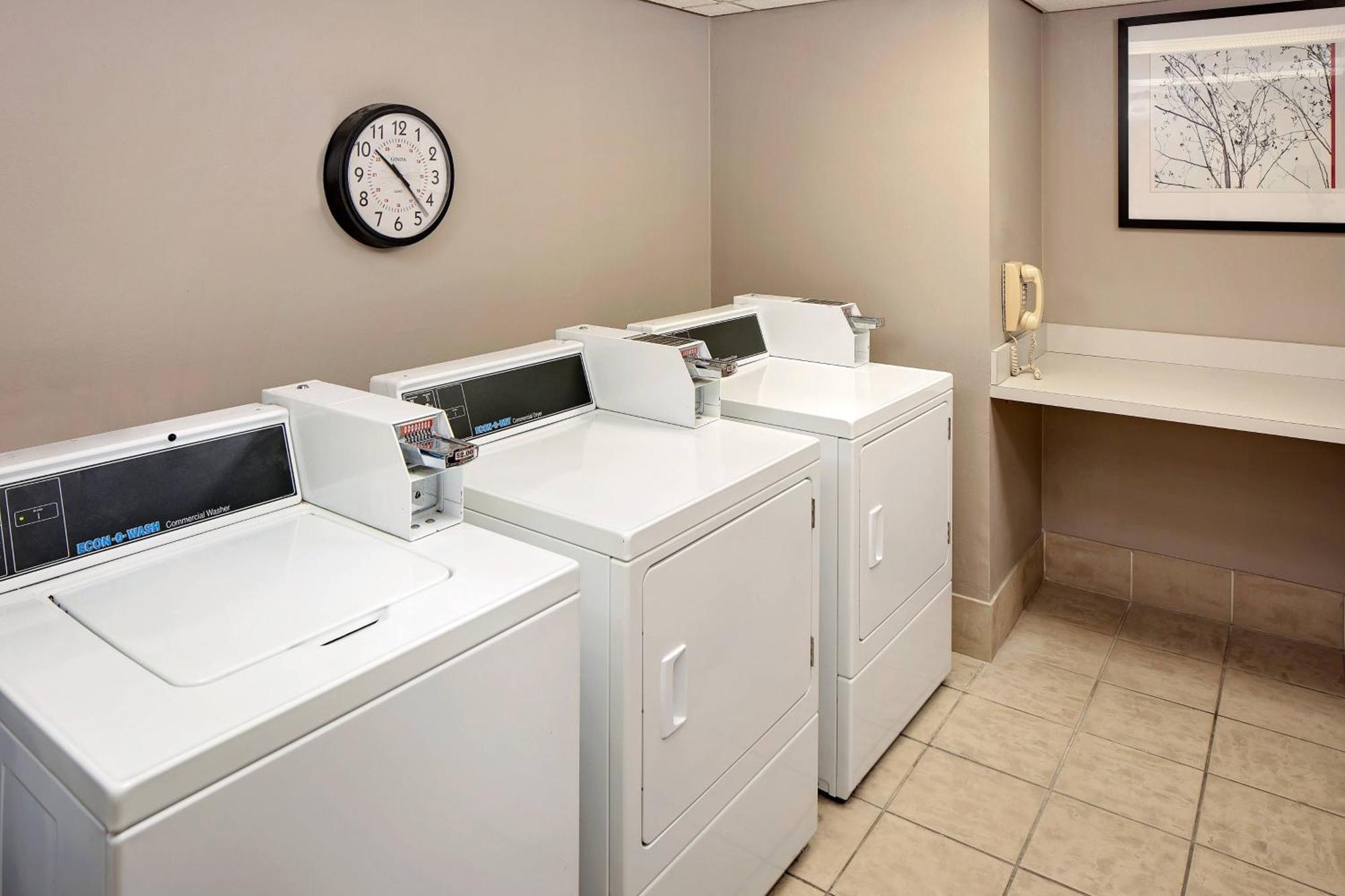 Courtyard By Marriott Fort Lauderdale North/Cypress Creek Екстер'єр фото