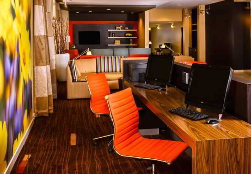 Courtyard By Marriott Fort Lauderdale North/Cypress Creek Екстер'єр фото