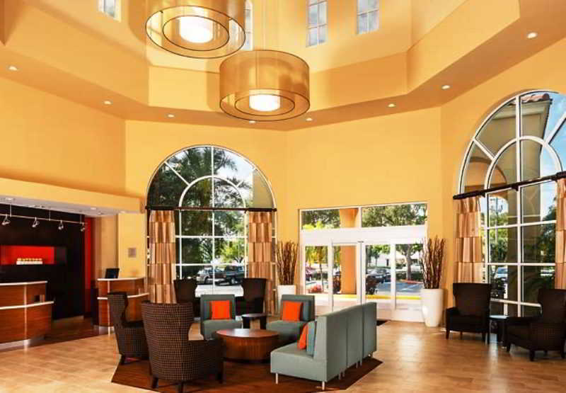 Courtyard By Marriott Fort Lauderdale North/Cypress Creek Екстер'єр фото