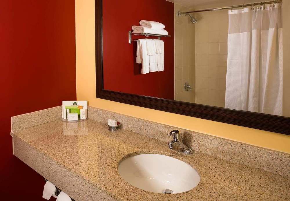 Courtyard By Marriott Fort Lauderdale North/Cypress Creek Екстер'єр фото