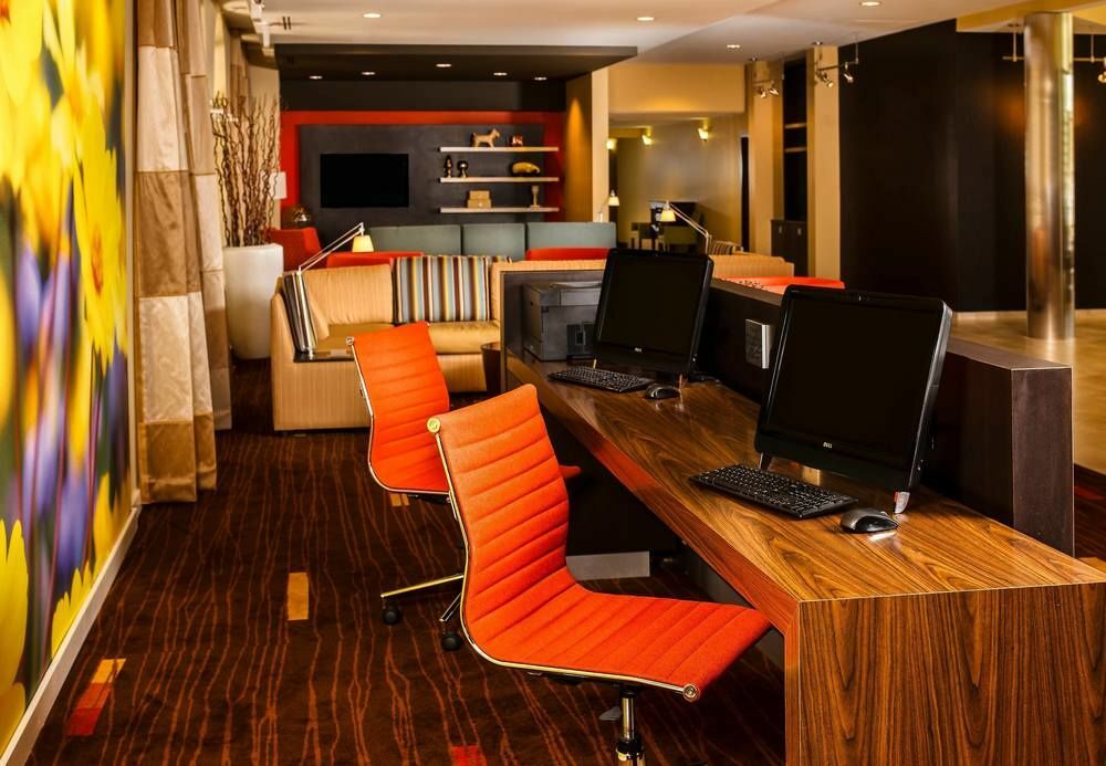 Courtyard By Marriott Fort Lauderdale North/Cypress Creek Екстер'єр фото
